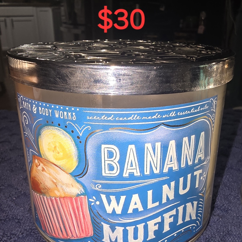 Bath & Body Works Banana Walnut Muffin Candle - Blue and Silver